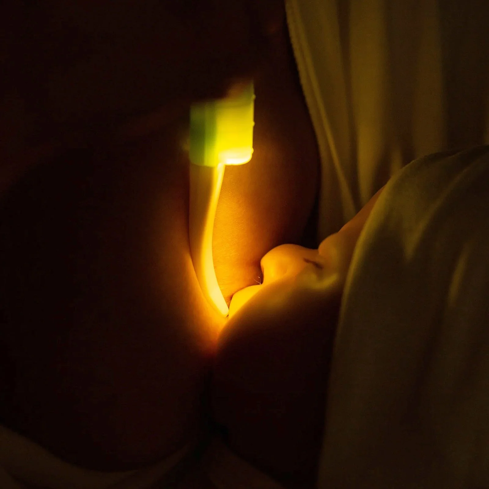 LatchLight Breastfeeding Light - Image 3
