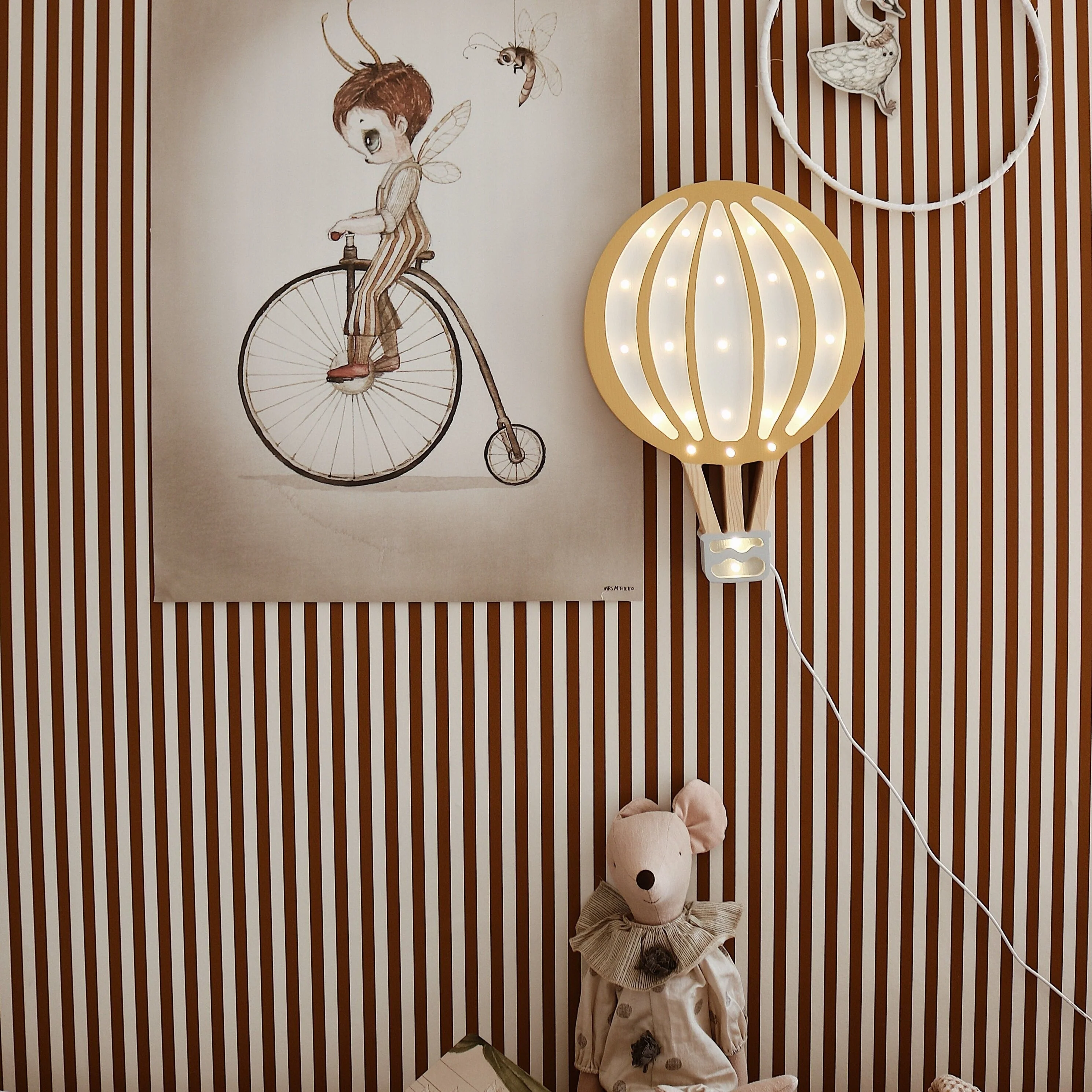 Little Lights Hot Air Balloon Lamp - Image 12