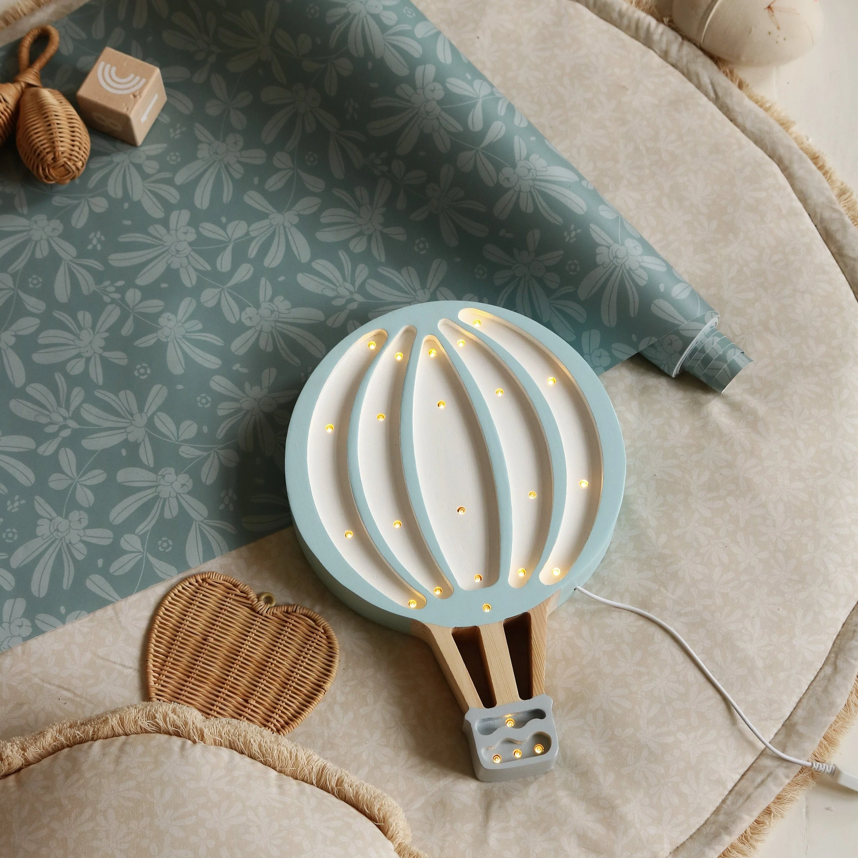 Little Lights Hot Air Balloon Lamp - Image 2