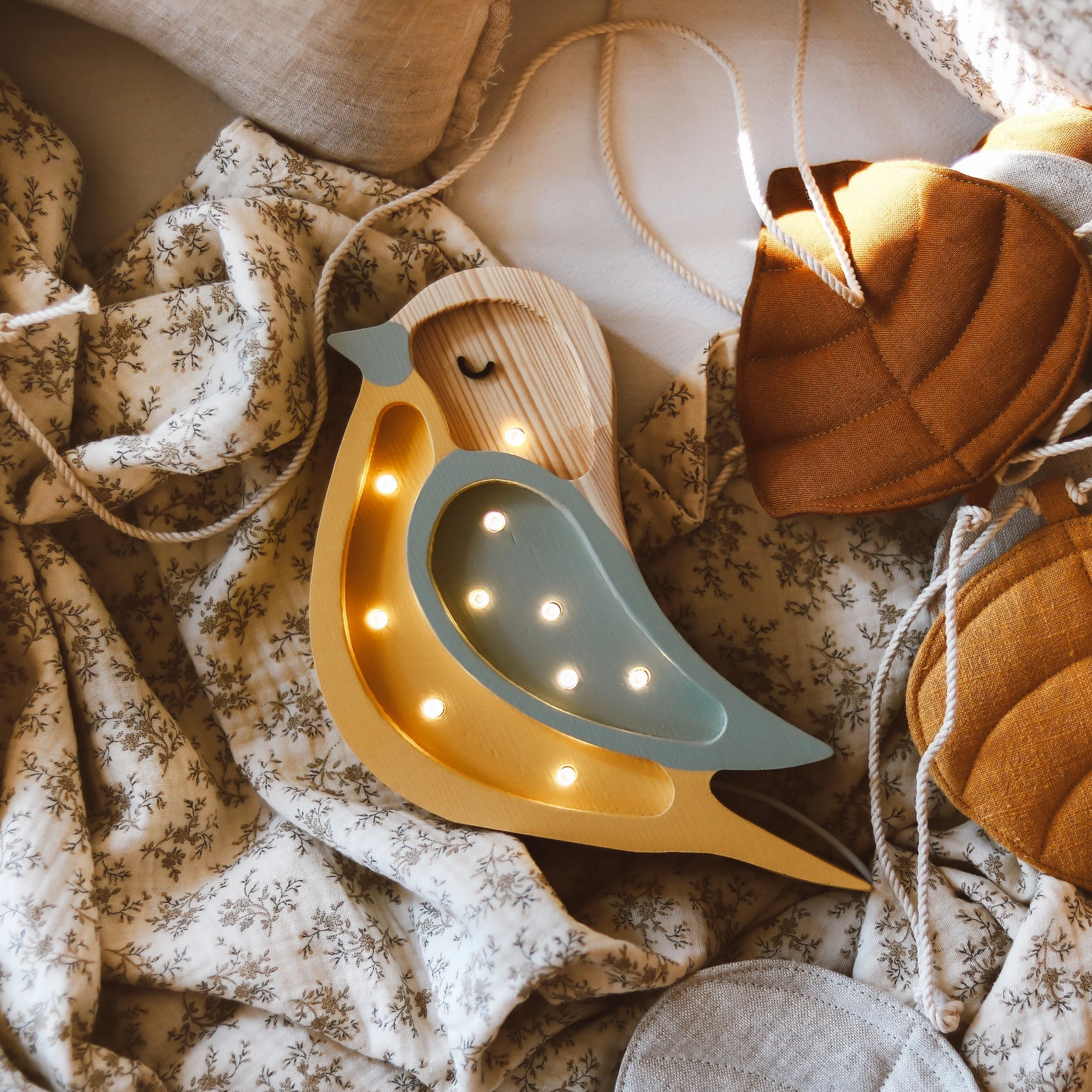 Little Lights Mini Bird Lamp - Image 2