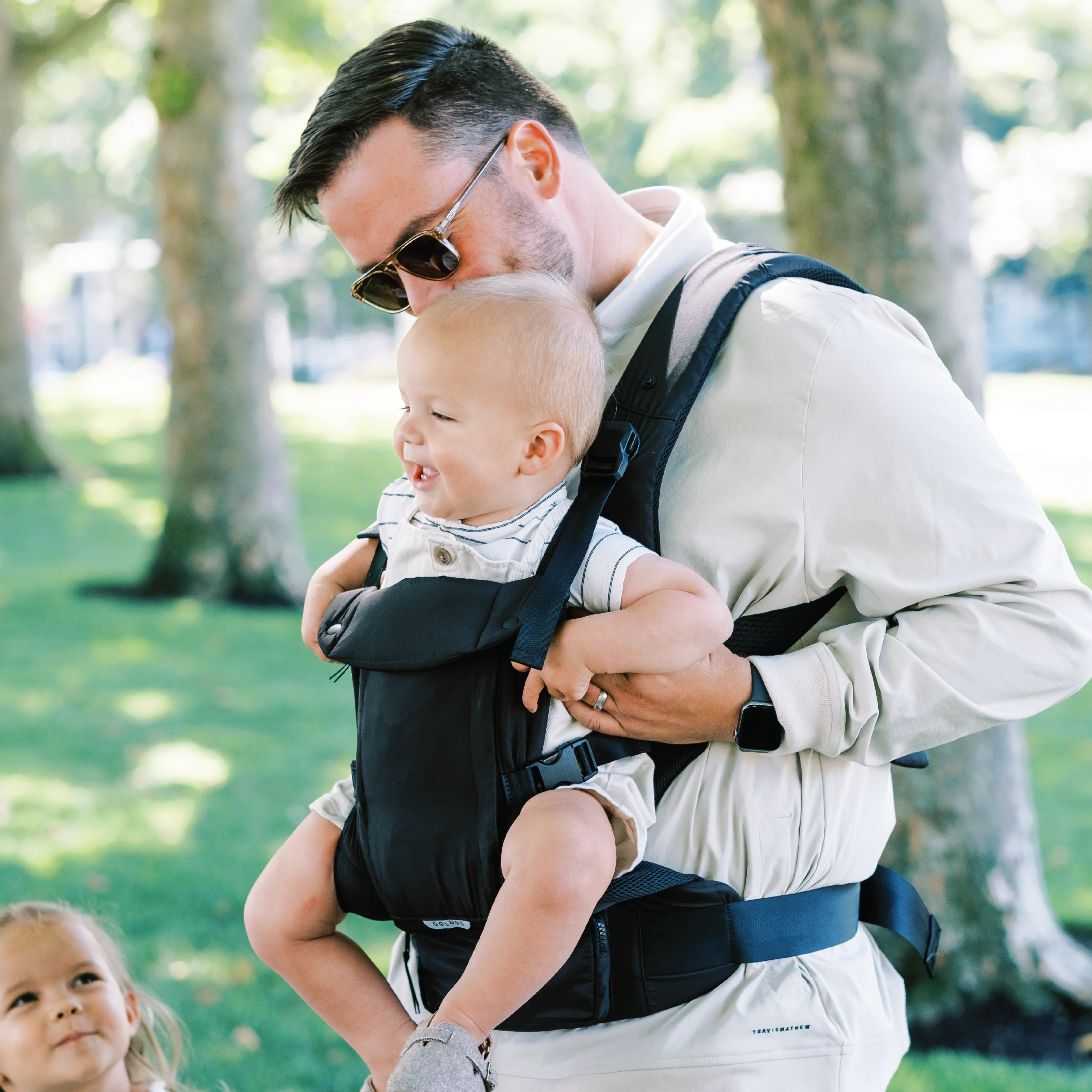 The Baby Carrier 2.0 + The Neoprene Backpack Bundle - Image 5